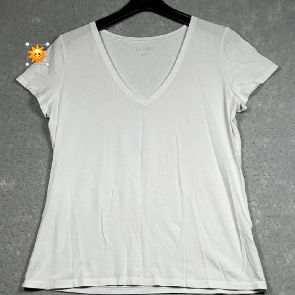 Lilly Pulitzer White V-Neck Short Sleeve Tee